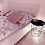 Exclusive Family Apartman Pětikostelí